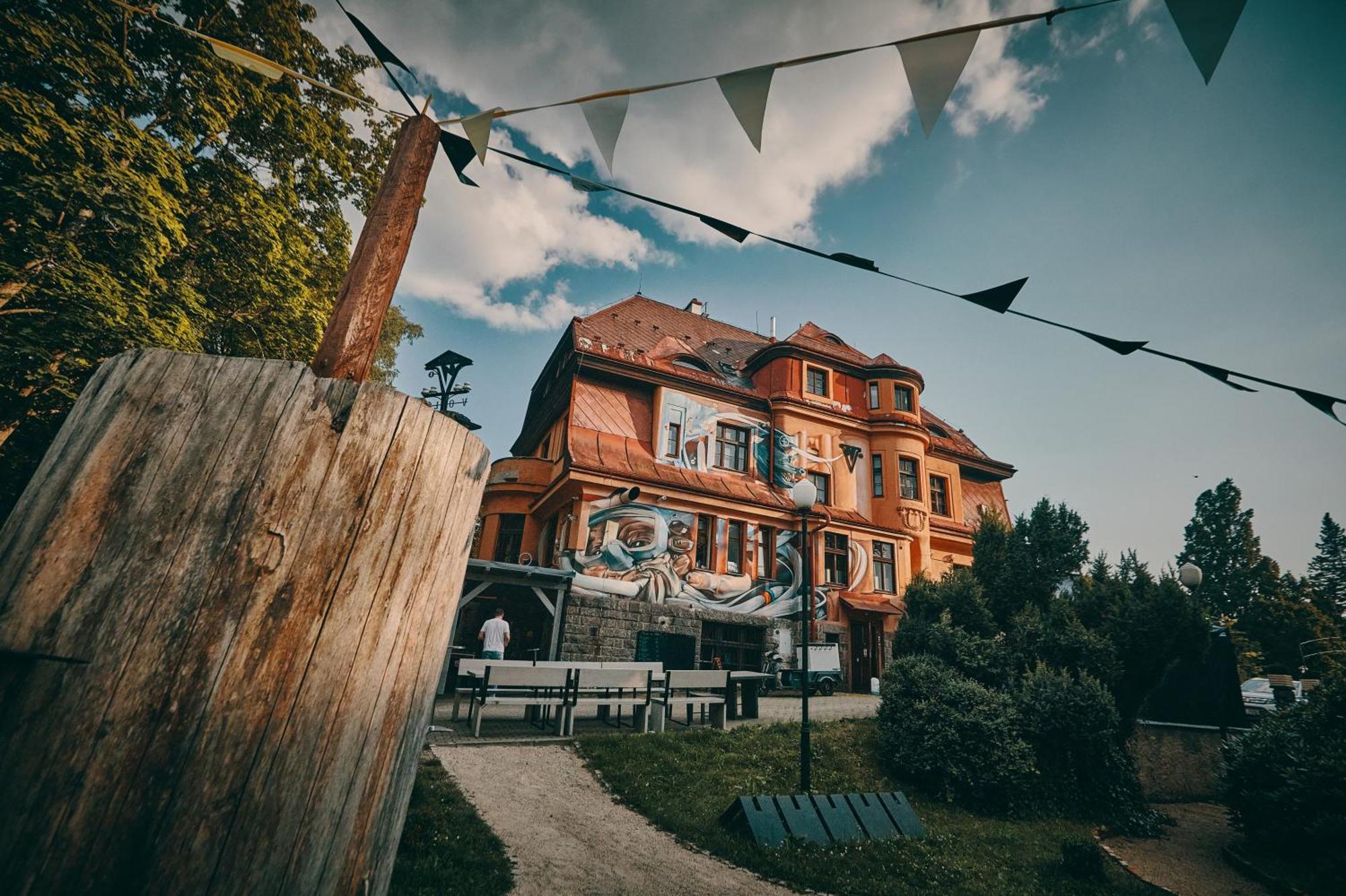 Penzion Pivovar Volt Jablonec nad Nisou Exterior foto
